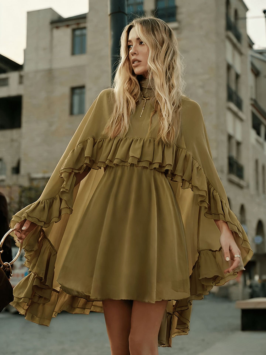 Damen romantisches Chiffonkleid mit Volants und weitem Saum Echo Archiv
