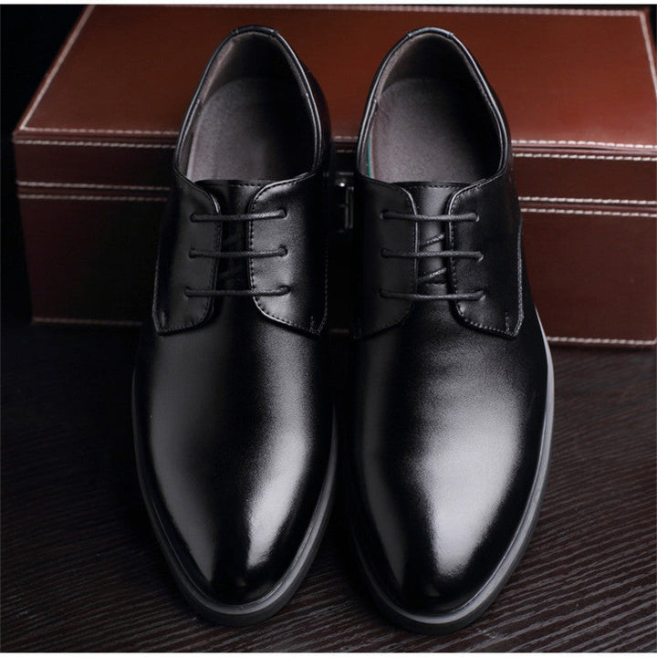 Herren polierte klassische Anzugschuhe mit ergonomischem Design Echoarchiv