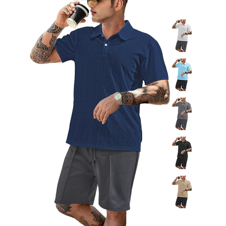 Herren nan zweiteiliges Sommer-Reise-Set mit texturiertem Kurzarm-Poloshirt und funktionalen Mesh-Shorts Echo Archiv