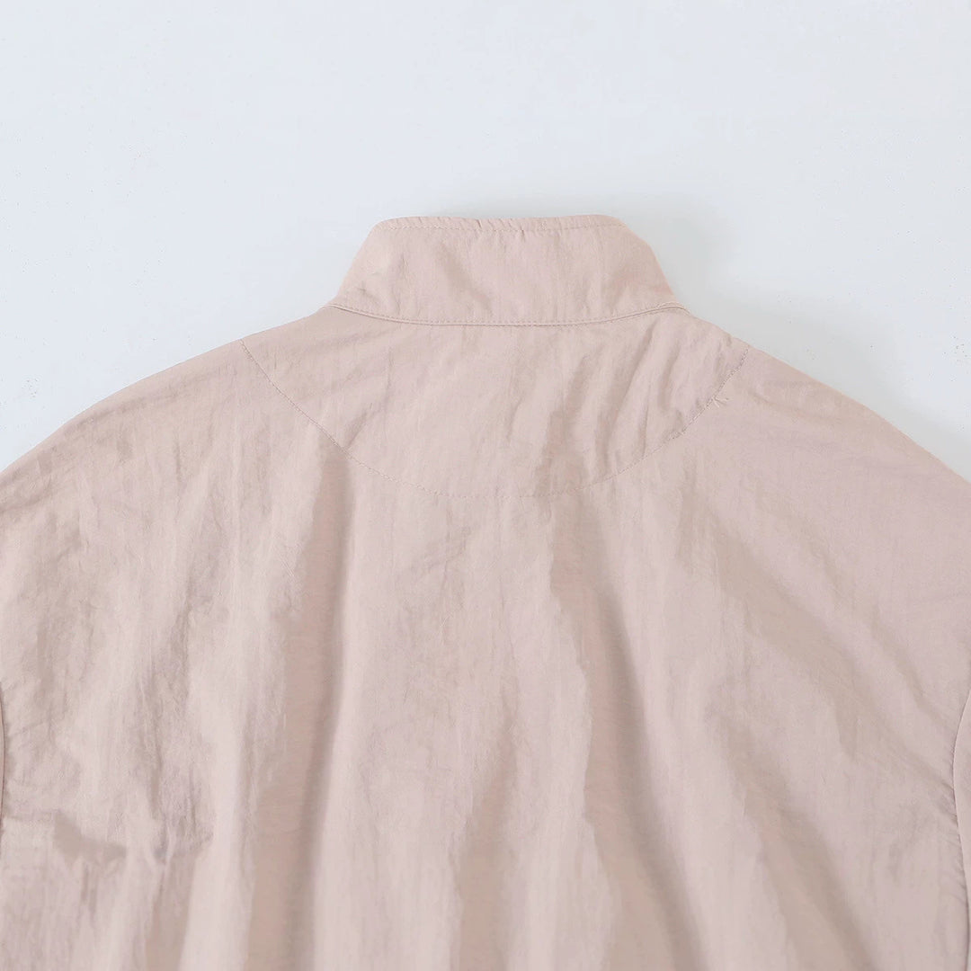 Damen Leichte Taillierte Übergangsjacke mit Tunnelzug, Stehkragen und Ballonärmeln Echoarchiv