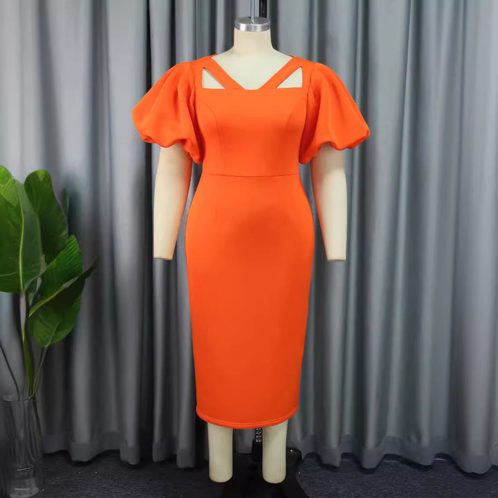 Damen figurbetontes Kleid mit innovativen Puffärmeln und aufregendem Schnitt Echo Archiv