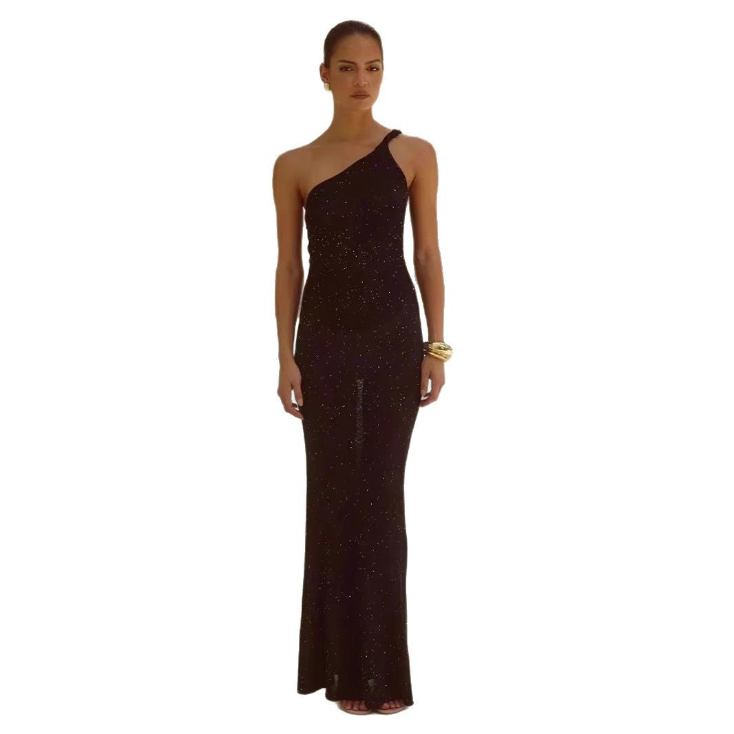 Damen Elegantes Maxikleid mit asymmetrischem Träger und schimmernden Akzenten Echo Archiv