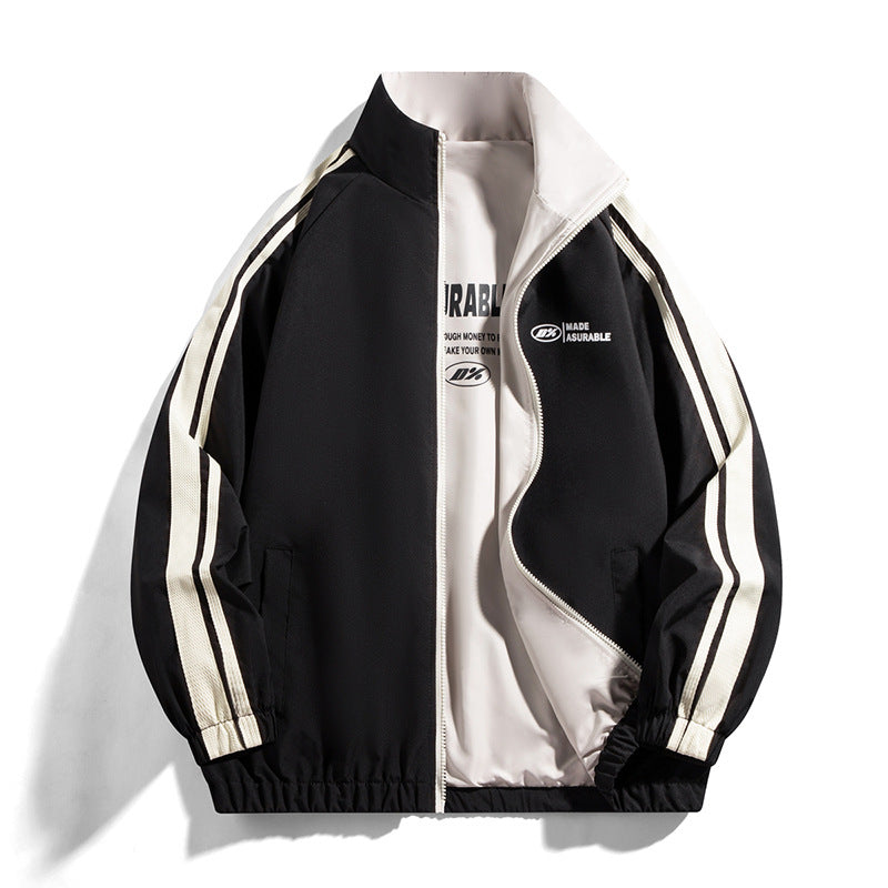Herren sportliche Jacke mit abgerundetem Kragen und seitlichen Taschen Echoarchiv