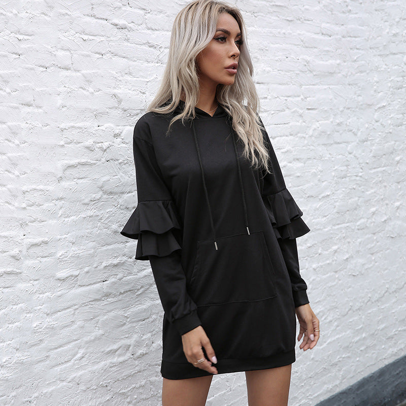 Damen Oversize-Kapuzenkleid mit zweistufigen Volantärmeln und Eingrifftasche Echoarchiv
