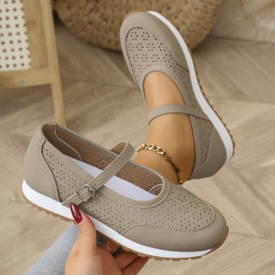 Damen Perforierte Mary-Jane-Sneaker mit verstellbarem Riemen Echoarchiv