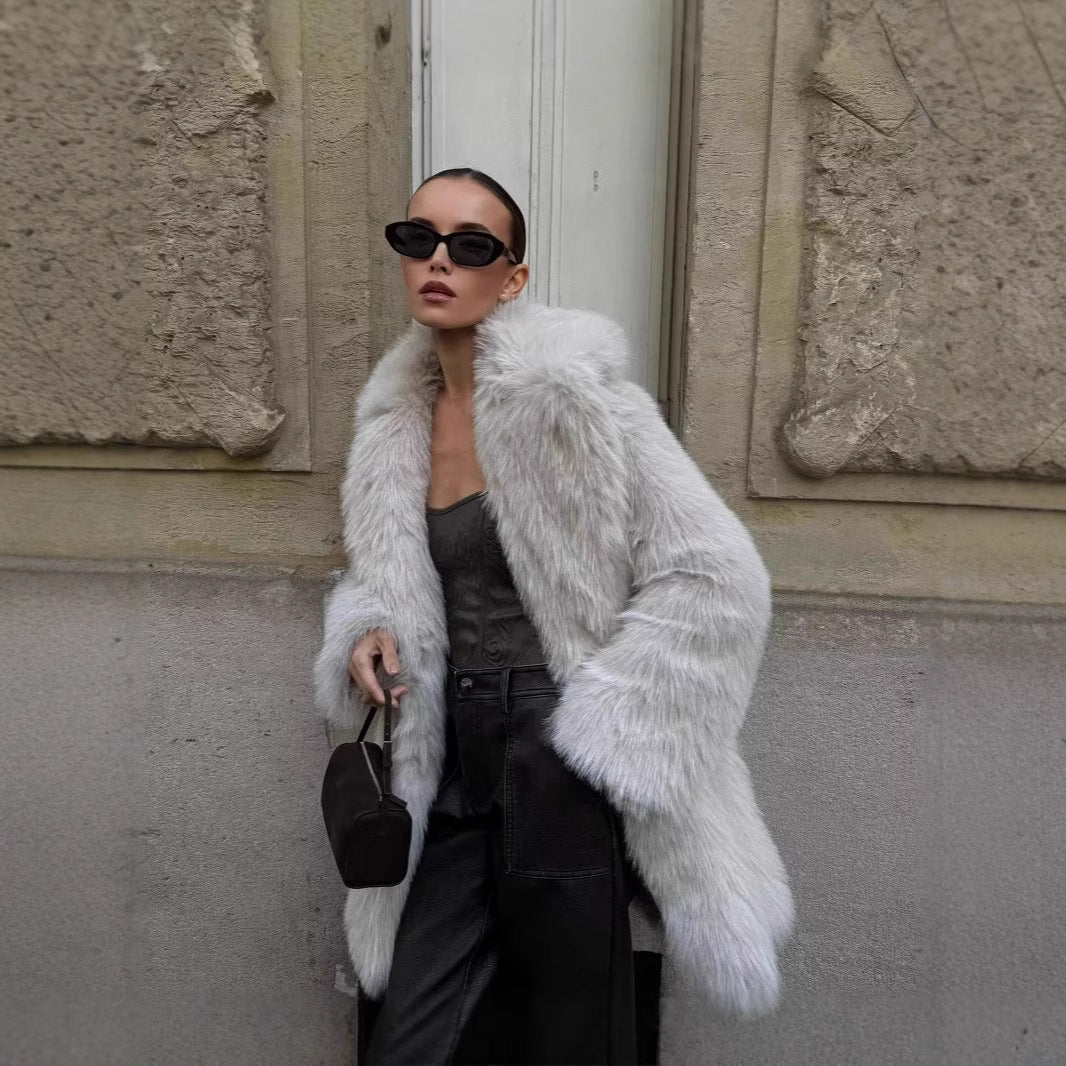 Damen Kurzjacke aus voluminösem Hochflor‑Kunstpelz mit Oversize‑Silhouette Echo Archiv