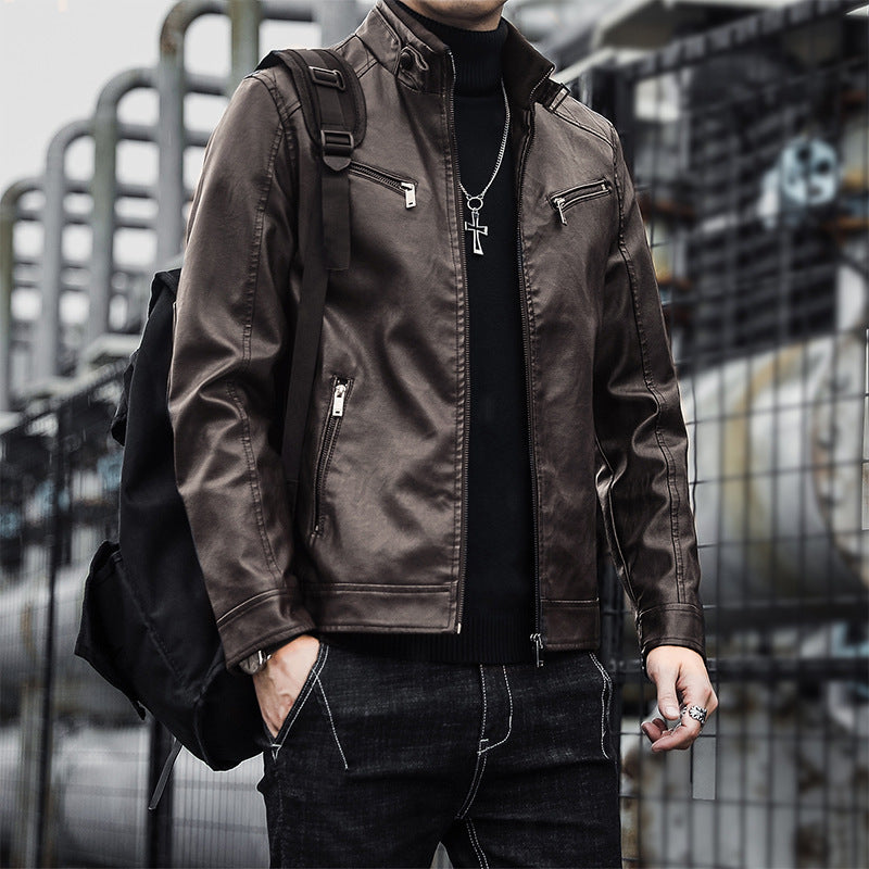 Herren Kunstleder-Motojacke mit hohem Stehkragen und Reißverschlusstaschen – Taviero