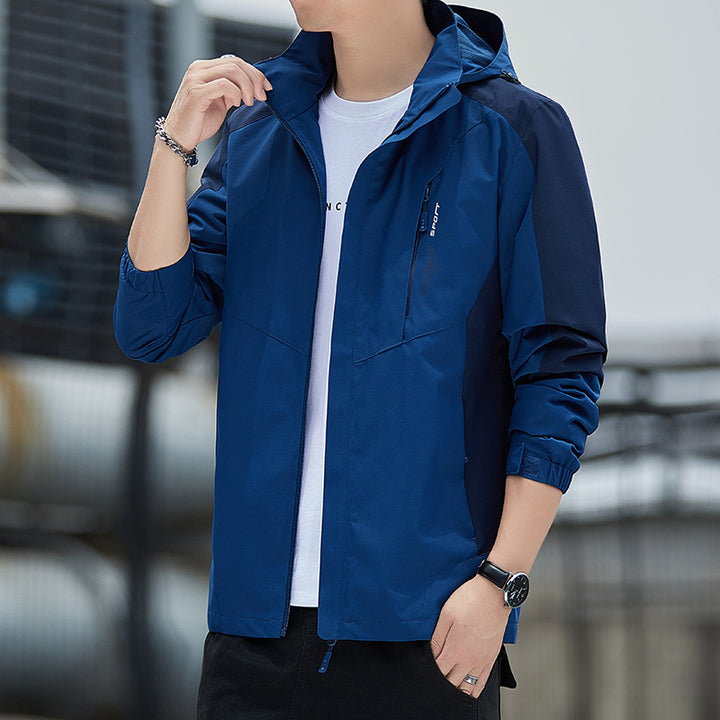 Herren Leichte wind- und wasserabweisende Kapuzenjacke im sportlichen Utility‑Style Echo Archiv