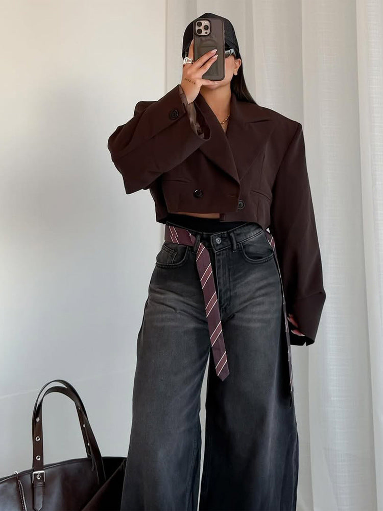 Damen Cropped-Boxy Kurzblazer mit kastiger Silhouette und überlangen Ärmeln Echoarchiv