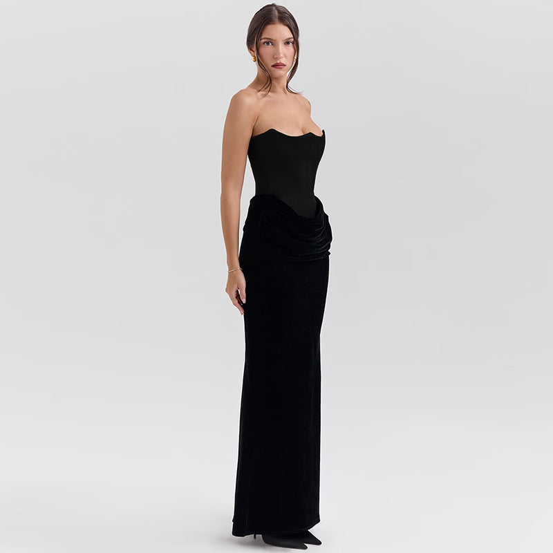 Damen elegantes A-Linien-Maxikleid mit gerafftem Oberteil und trägerlosem Design Echo Archiv