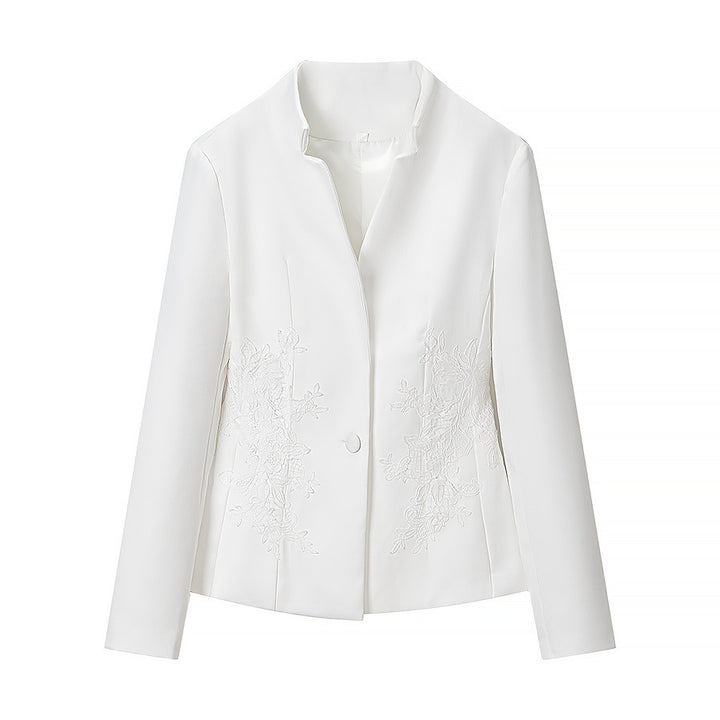 Damen Taillierte Kurzjacke mit Stehkragen und floraler Stickerei Echo Archiv