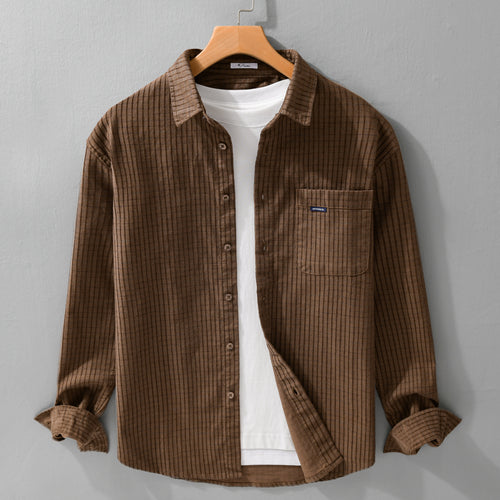 Herren Feinstruktur-Hemdjacke im Cord‑Look mit aufgesetzter Brusttasche Echoarchiv