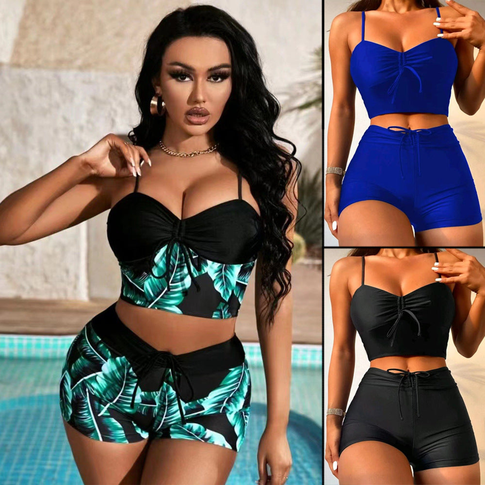 Damen Sportliches Bikini-Set mit Crop-Top und Shorts Echo Archiv