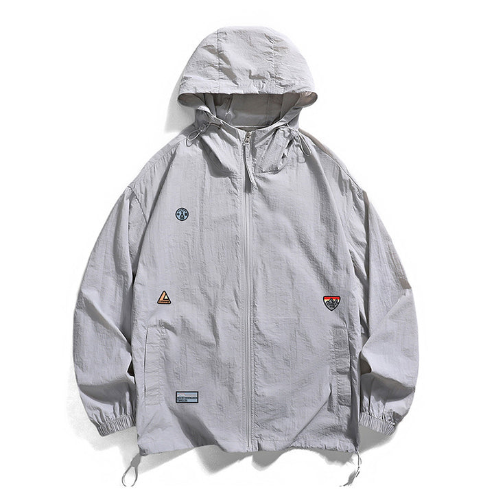 Herren multifunktionale Outdoor-Jacke mit verstellbarer Kapuze und Reißverschlusstaschen Echoarchiv
