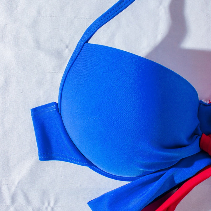 Damen hochtaillierter Bikini mit verspieltem Knoten-Design Echo Archiv