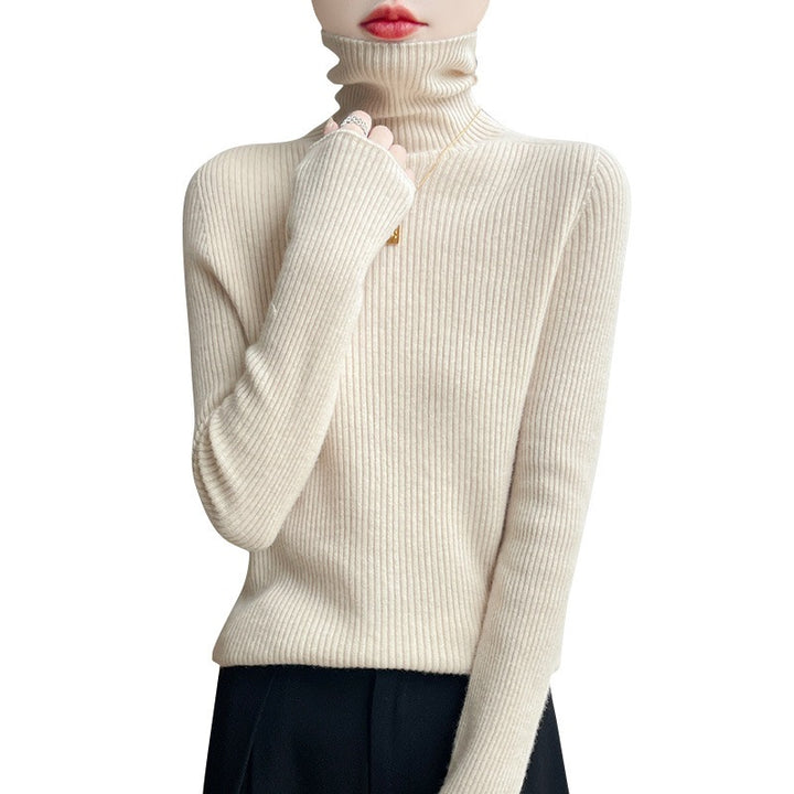 Damen Schlanker Rippenstrick-Rollkragenpullover mit gerafftem Hals und kaschmirähnlicher Haptik Echoarchiv