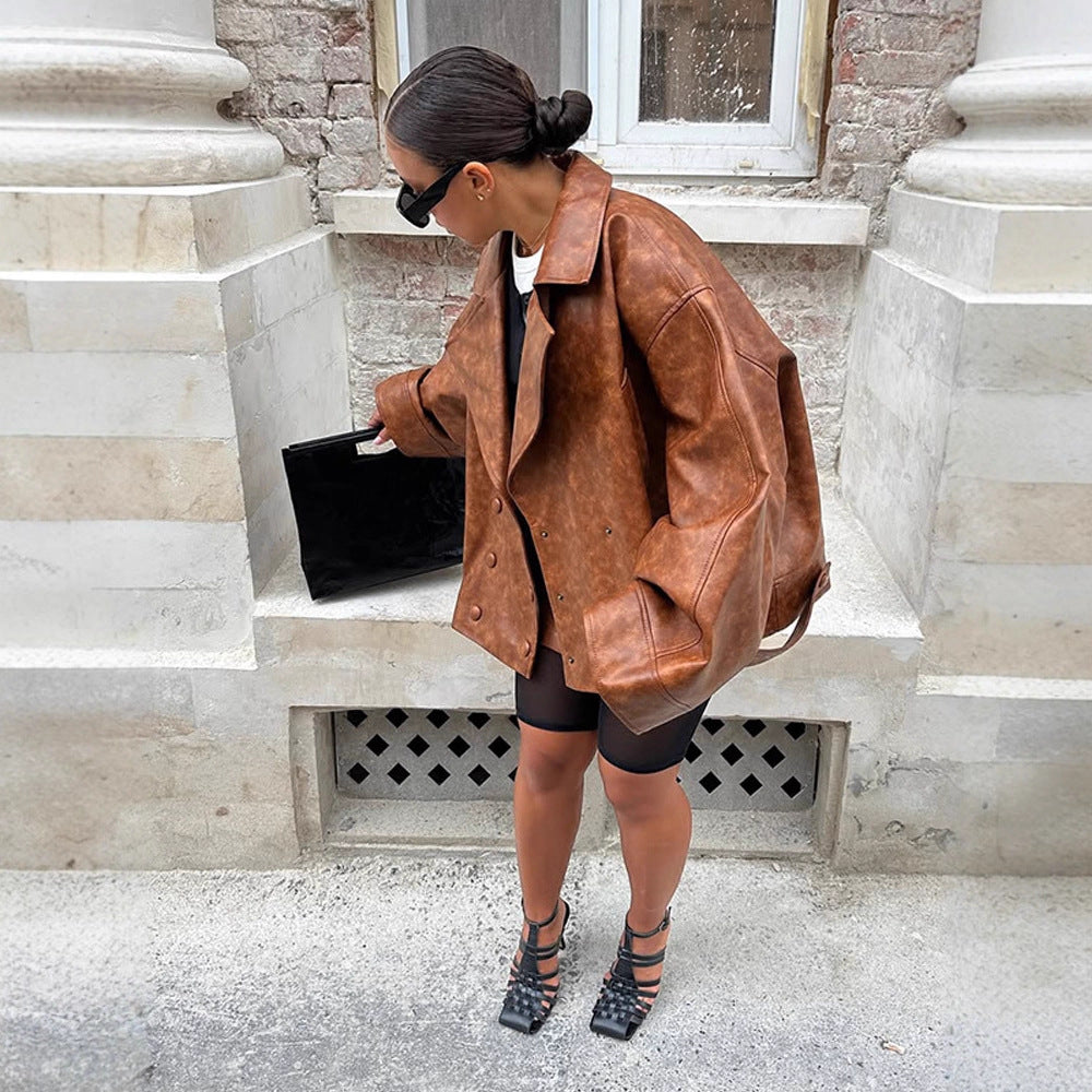 Damen Cropped-Boxy Lederimitat-Mantel mit übergroßem Revers und doppelreihiger Knopfleiste Echoarchiv