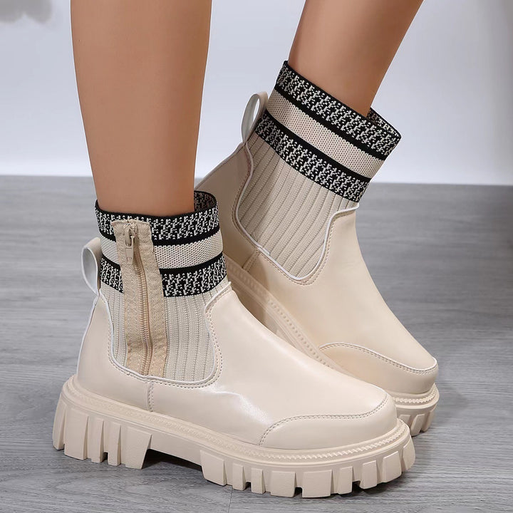Damen Chunky Chelsea‑Boots mit Strickschaft, Reißverschluss und grober Lug‑Sohle Echo Archiv