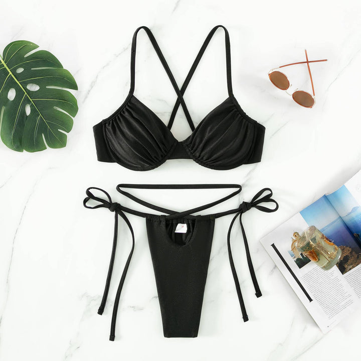 Damen Triangel-Bikini mit innovativem Trägersystem und figurschmeichelndem Schnitt Echo Archiv