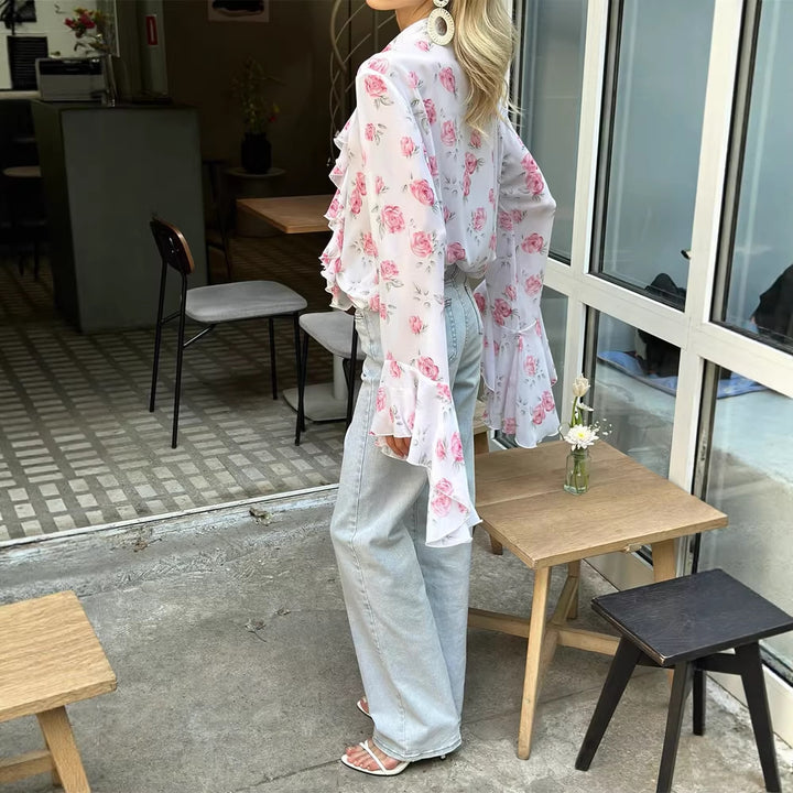 Damen Chiffon-Bluse mit Rosendruck, Volantstufen und Glockenärmeln Echoarchiv