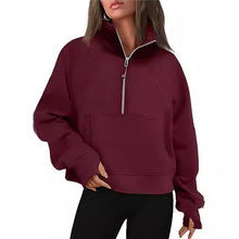 Damen nan weit geschnittenes Kurzpullover mit Stehkragen, halbem Reißverschluss und Kängurutasche Echo Archiv