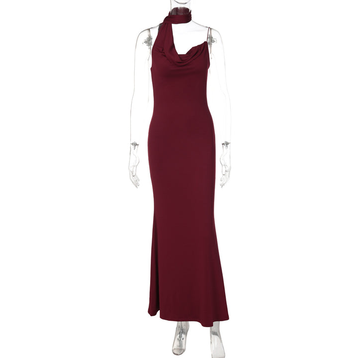 Damen Elegantes Maxikleid mit asymmetrischem Halterneck Echo Archiv