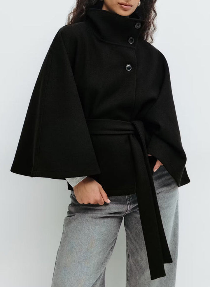 Damen Wickeljacke mit elegantem Stehkragen und weit geschnittenen Ärmeln Echoarchiv