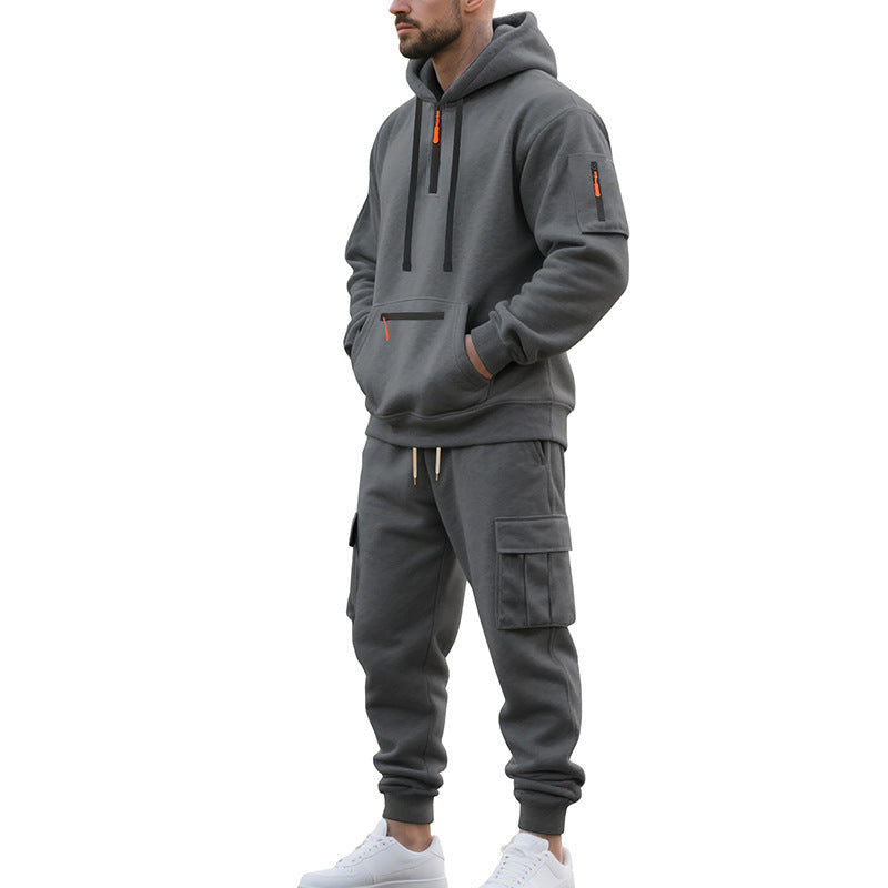 Herren Urbane Cargo-Jogging-Set mit Utility-Hoodie, Reißverschluss-Details und Cargo-Joggers Echoarchiv