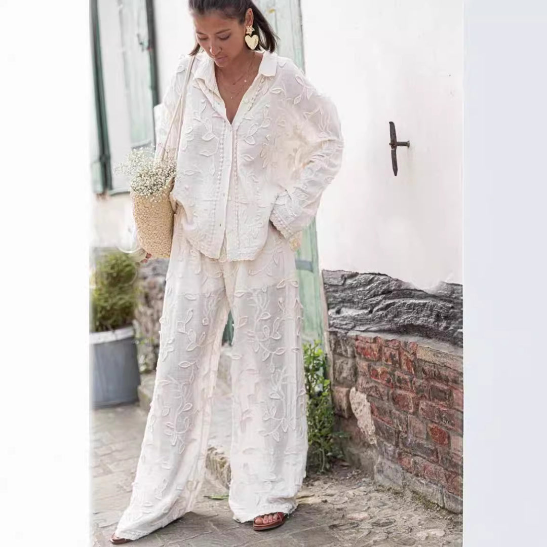 Damen Bluse mit feiner Stickerei und luftiger Passform Echo Archiv