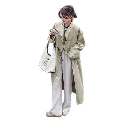 Damen Oversize-Trenchcoat mit Cape‑Rücken, Tunnelzugtaillierung und weiten Ärmeln – Montévia