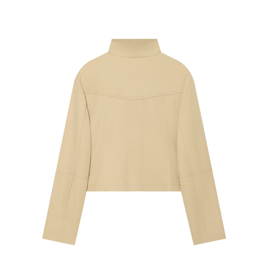Damen Kurzblouson im Utility‑Stil mit hohem Stehkragen und doppelreihiger Knopfleiste Echo Archiv
