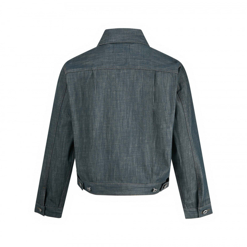 Herren Kurz geschnittene Jeansjacke mit vertikalen Biesen, Pattentaschen und kastiger Silhouette Echo Archiv
