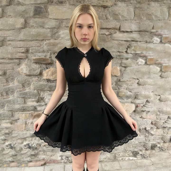 Damen verspieltes Puffärmel-Kleid mit Spitzenbesatz Echo Archiv