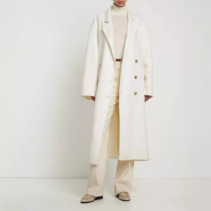 Damen Oversize Zweireihiger Longcoat mit fallender Schultersilhouette und goldenen Zierknöpfen Echoarchiv