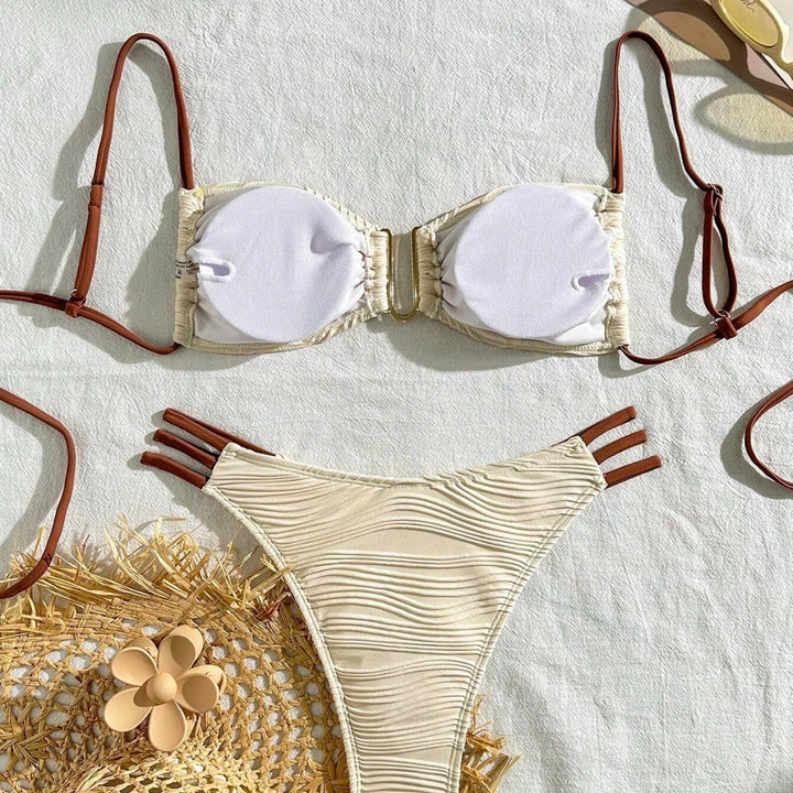 Damen Triangel-Bikini mit elegantem Raffungsdesign und modischen Trägerdetails Echo Archiv