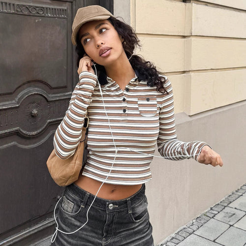 Damen nan gestreiftes Polo-Crop-Longsleeve mit kontrastkragen und Brusttasche Echo Archiv