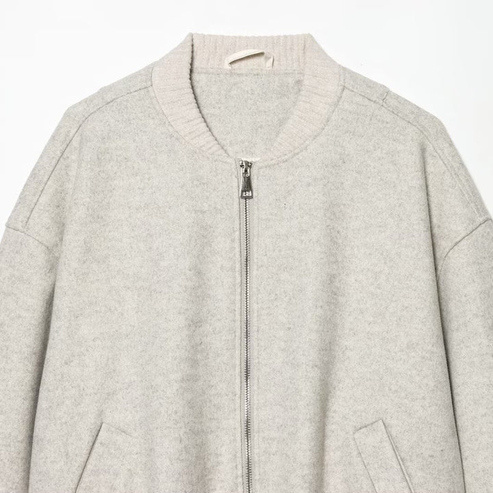Damen Boxy-Bomberjacke aus Sweatmaterial mit Reißverschluss und Ärmeltasche Echo Archiv