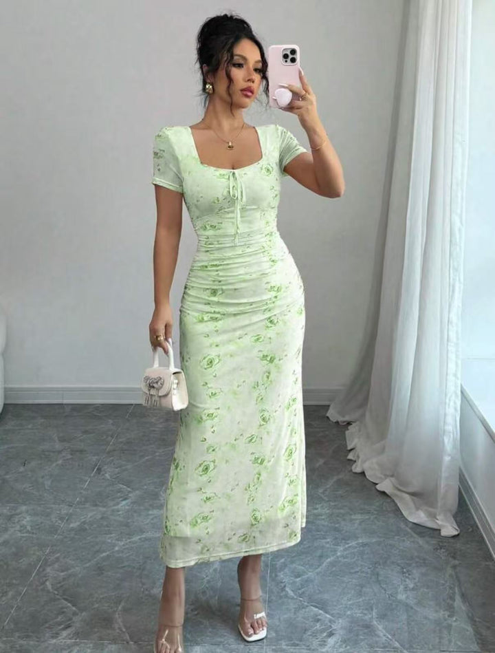 Damen Midi-Kleid mit raffinierten Falten und floralem Muster Echo Archiv