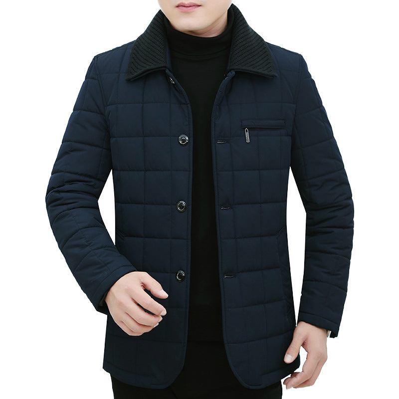 Herren Steppjacke mit Boxsteppung, Cordkragen und Brust-Reißverschlusstasche – Taviero