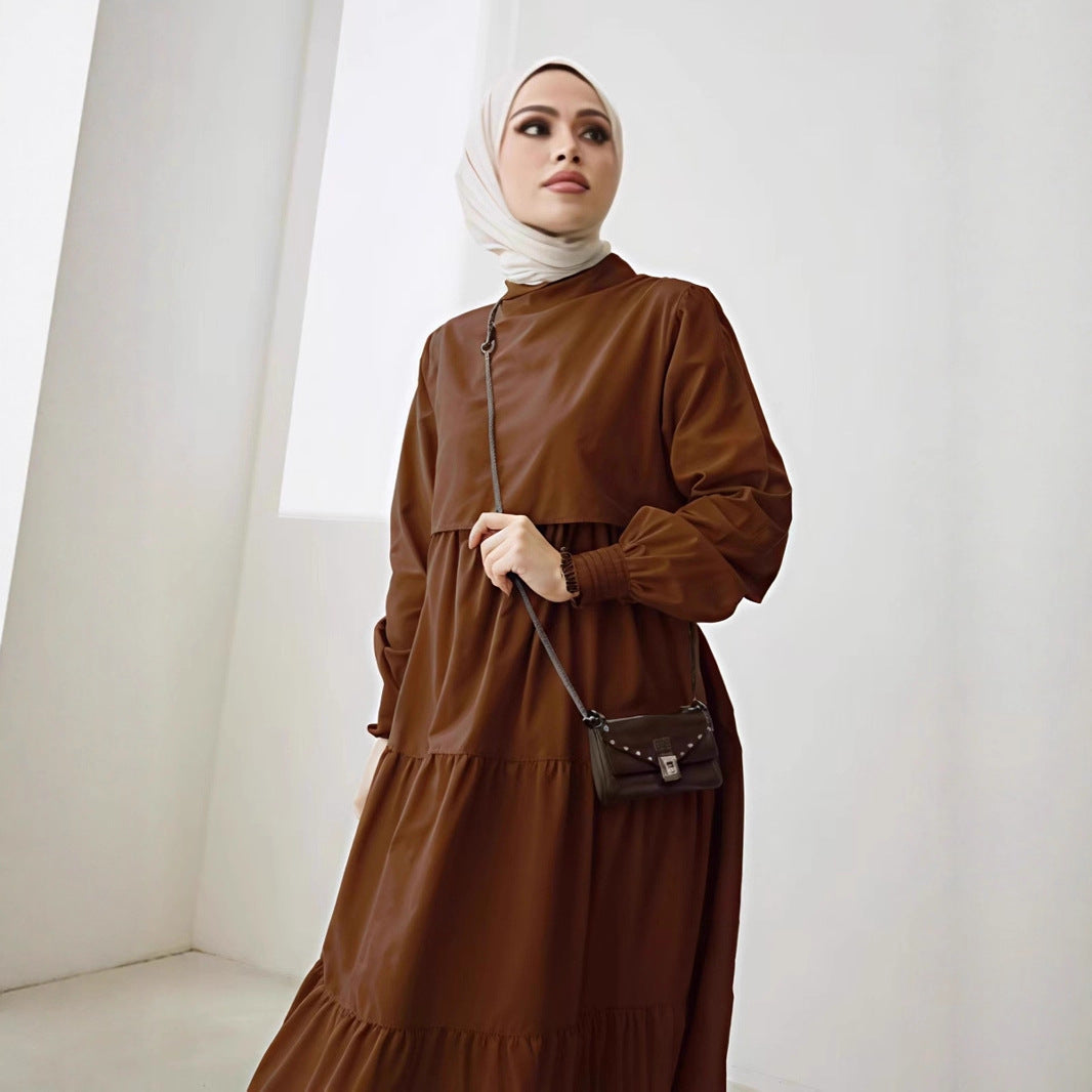Damen Maxikleid mit Stufenrock, hohem Kragen und gerafften Ärmeln – Valéora