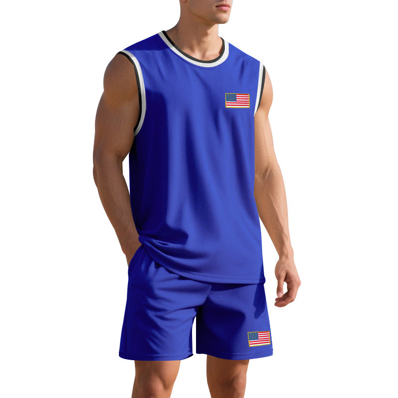 Herren Sportliches Trainingsset mit atmungsaktivem Mesh-Gewebe und modernen Flaggen-Details Echoarchiv