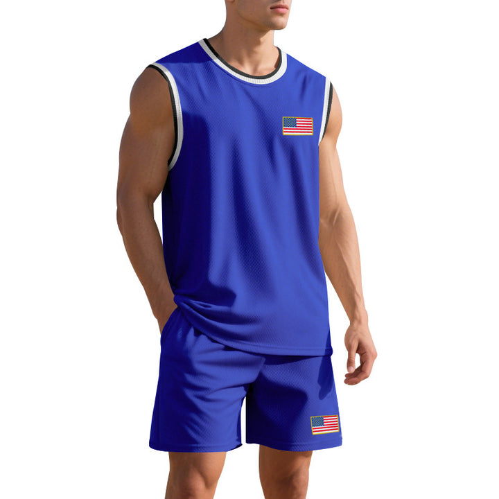 Herren Sportliches Trainingsset mit atmungsaktivem Mesh-Gewebe und modernen Flaggen-Details Echoarchiv
