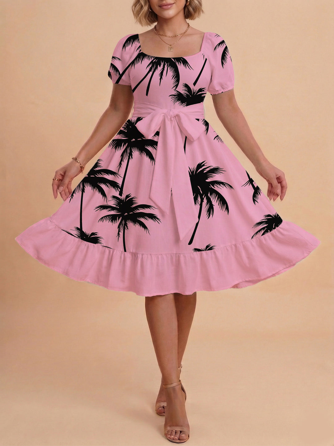 Damen Kleid mit tailliertem Schnitt und verspieltem Blumenmuster Echo Archiv