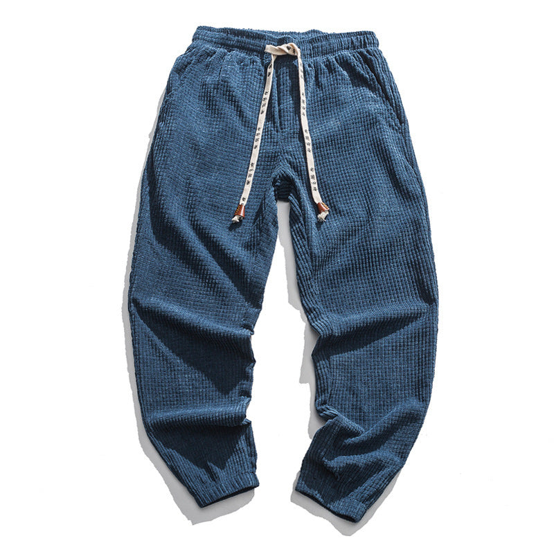 Herren Cordhose im Jogger‑Stil aus Cordvelours mit elastischem Bund und gerippten Beinabschlüssen Echo Archiv