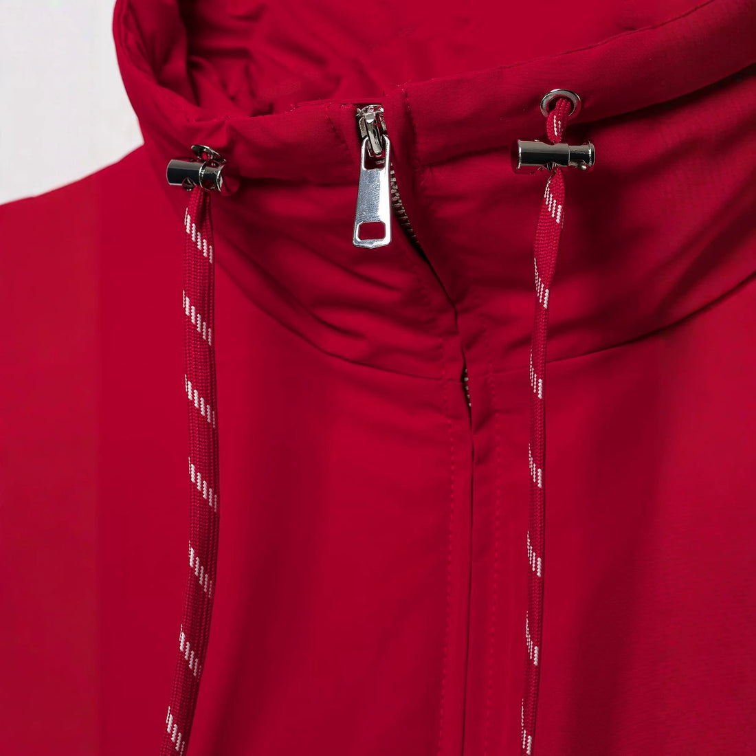 Damen Kurzer Blouson mit hohem Stehkragen, Kordelzug und elastischem Saum Echoarchiv