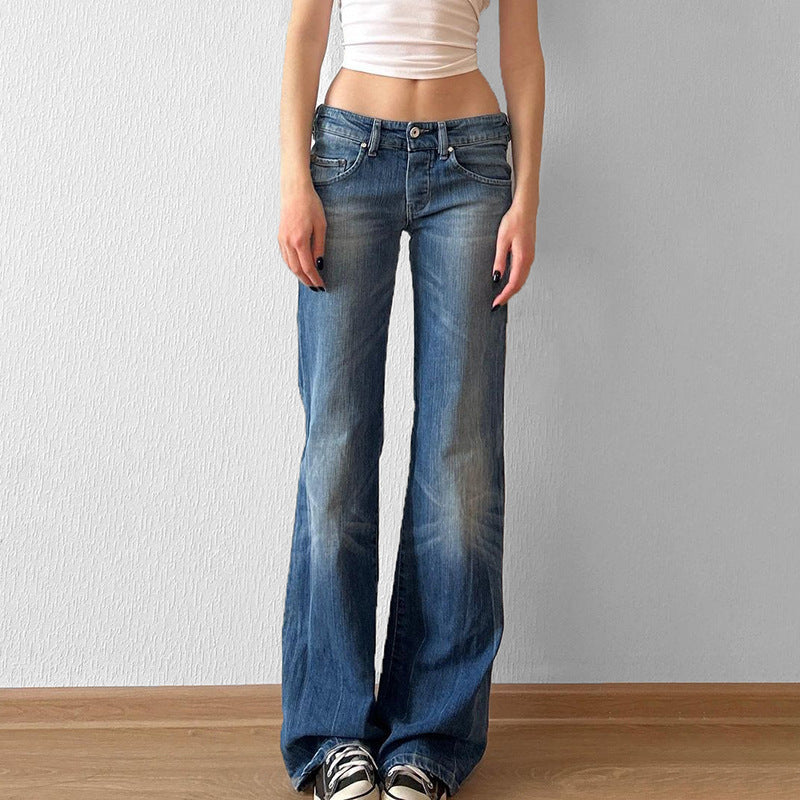Damen hochtaillierte Schlagjeans mit dezenter Used-Waschung und ausgestelltem Bein – Dénora