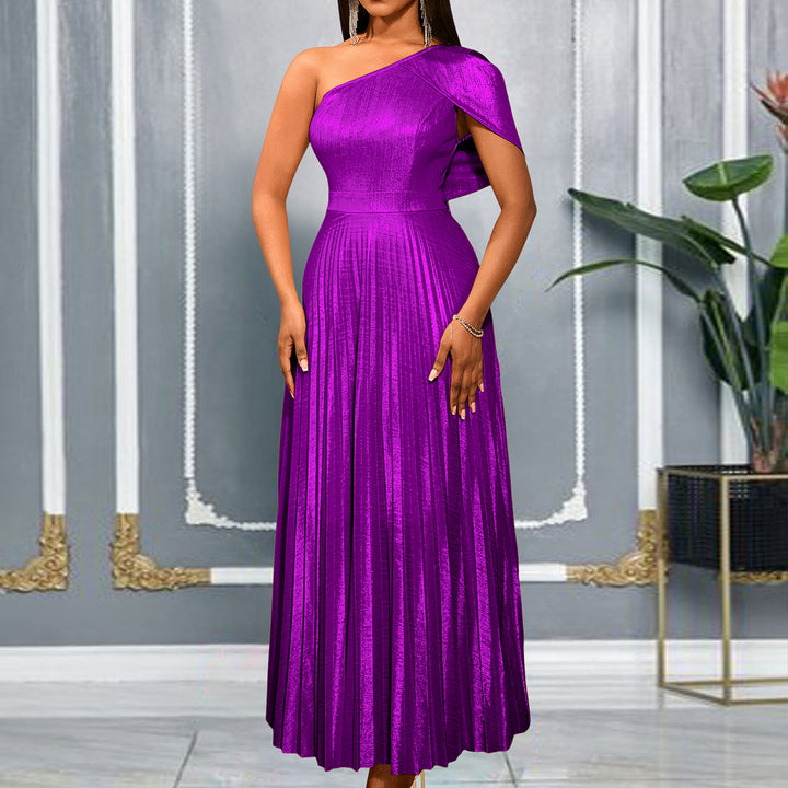 Damen Glamouröses Ein-Schulter Abendkleid mit Plissee-Falten Echo Archiv