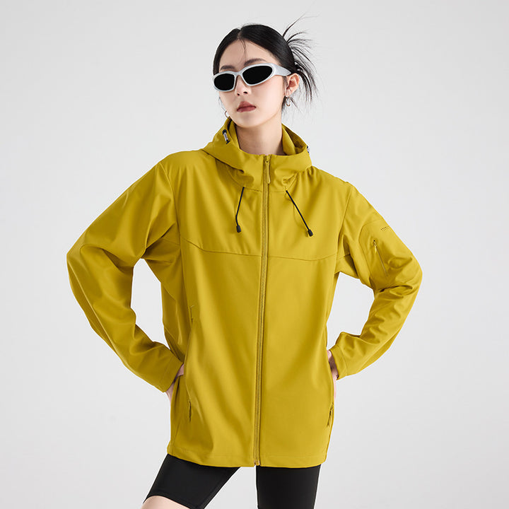 Damen Atmungsaktive Softshell-Regenjacke mit Kapuze, winddicht und minimalistischer Tech-Optik Echoarchiv