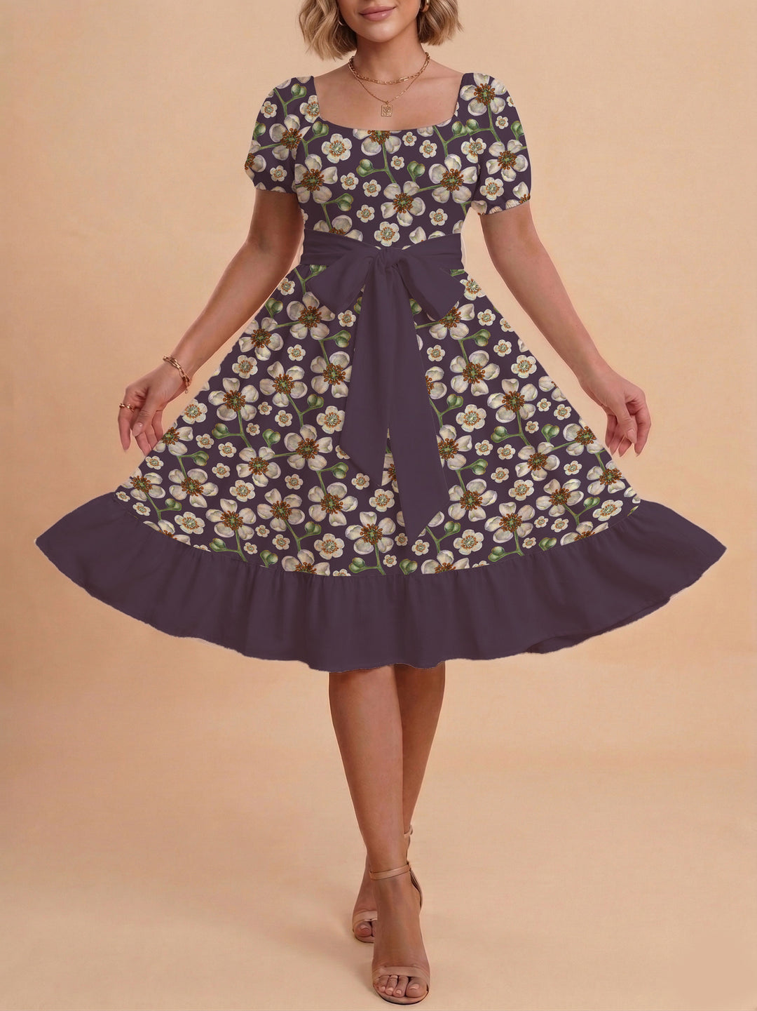 Damen Blumenkleid mit taillierbarem Gürtel und voluminösen Ärmeln Echo Archiv