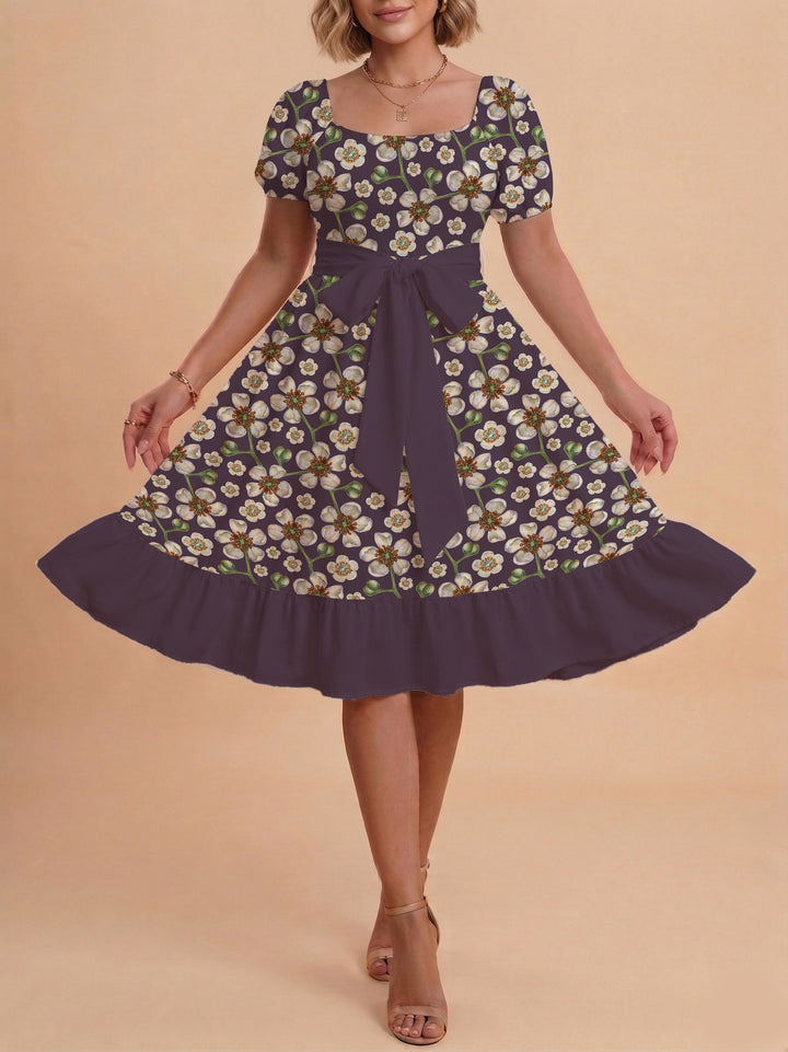 Damen Blumenkleid mit taillierbarem Gürtel und voluminösen Ärmeln Echo Archiv